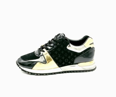 LOUIS VUITTON Run Away Sneaker